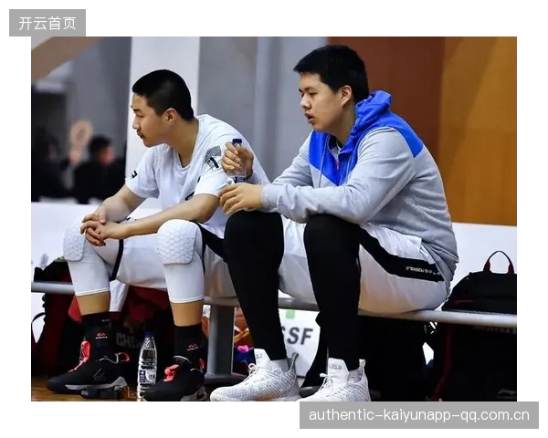 陶强、龙韦世豪：NBA小个子球员的“逆袭之路”